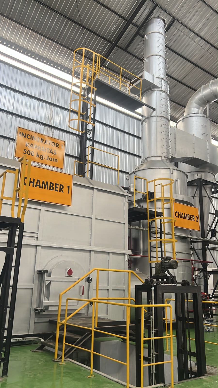 Instalasi sistem pengendali emisi Incinerator 1 (Chamber 1 & 2)